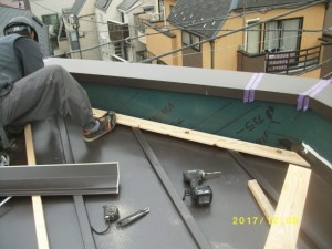 梅雨対策　屋根修理