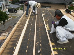 災害に強い屋根　屋根メンテナンス　雨漏り対策　台風対策