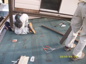 屋根補修　雨漏り修理　災害対策