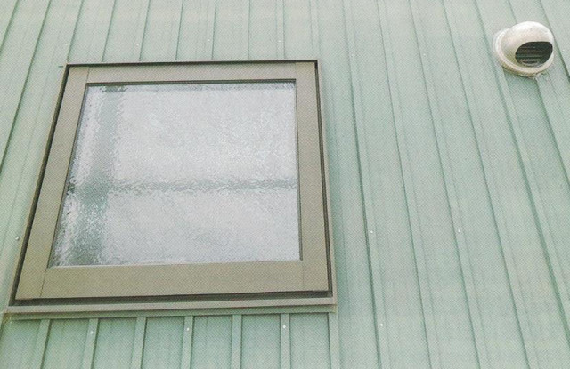 施工後の写真 防水紙の摩耗1