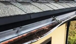 保土ヶ谷区にて機能を果たせていなかった雨樋修理