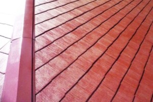 人気のコロニアル屋根のメンテナンス時期と耐久年数《所沢市》