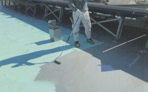 【白華現象とは？】賃貸マンション屋上の補修工事