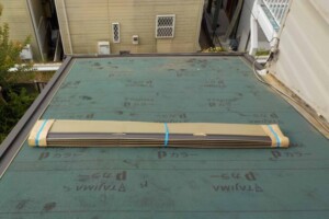 外から見えない屋根材の下に雨漏り防止に欠かせない野地板の不具合