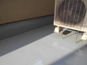 雨漏りに直結する可能性が大きいベランダ防水層のメンテナンス方法