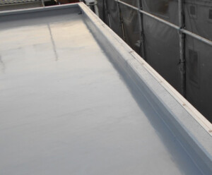 早め早めの集合住宅メンテナンスで雨漏りによるトラブルを回避します