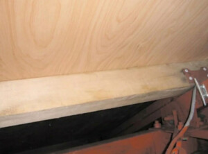 屋根裏のSOSを解決！腐朽した野地板を刷新して取り戻した住まいの安心感