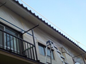 一気に済ませたい！屋根修理と外壁塗装を同時に行うことのメリットとは？