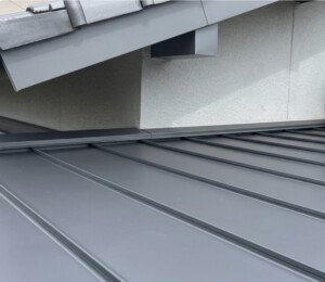 気になる夏の猛暑予報　塗装工事と同時に行う省エネ屋根化の施工ポイント