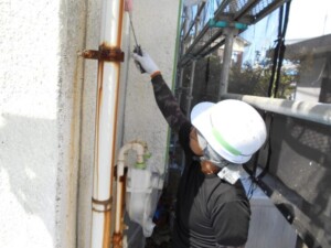 気づくまでに時間がかかる外壁からの雨漏りとは？屋根との違いって何？