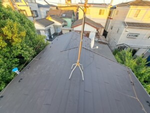 軽量化した屋根材への葺き替え相談｜暑さと経年劣化が気になったS様邸の屋根工事