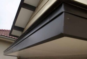 ケラバからの雨漏りに注意！大きな不具合が起こる前の定期点検を