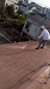 災害に備えるために行う建物の屋根診断と、リスク軽減のための点検