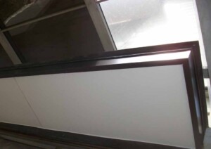 軒天に雨染みを発見したら要注意！屋根内部の腐食を防ぐ定期的なメンテナンス