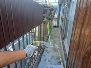 2F建てなのに1F部分が雨漏り？　わかって良かった！バルコニーの劣化事例